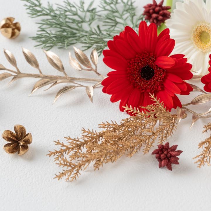 冬婚にぴったりな装花10種！冬を楽しむ結婚式の装飾